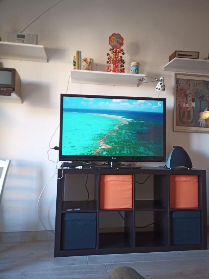 Grand F2 60Mq Centre Antibes, Proche Plages, Commerces, 2 Balcons, Parking, Train, Bus, Deco Vintage, Pet Friendly, Ideal Famille Ou 1-2 Couples 외부 사진