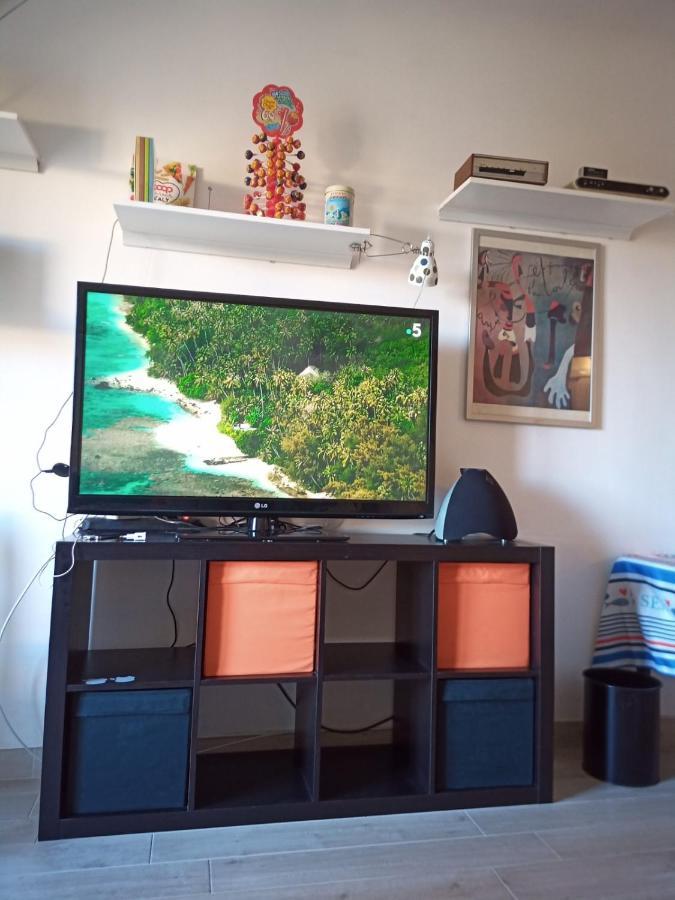 Grand F2 60Mq Centre Antibes, Proche Plages, Commerces, 2 Balcons, Parking, Train, Bus, Deco Vintage, Pet Friendly, Ideal Famille Ou 1-2 Couples 외부 사진