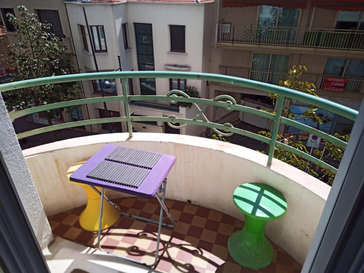 Grand F2 60Mq Centre Antibes, Proche Plages, Commerces, 2 Balcons, Parking, Train, Bus, Deco Vintage, Pet Friendly, Ideal Famille Ou 1-2 Couples 외부 사진