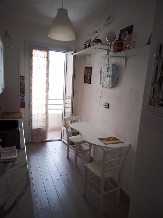 Grand F2 60Mq Centre Antibes, Proche Plages, Commerces, 2 Balcons, Parking, Train, Bus, Deco Vintage, Pet Friendly, Ideal Famille Ou 1-2 Couples 외부 사진