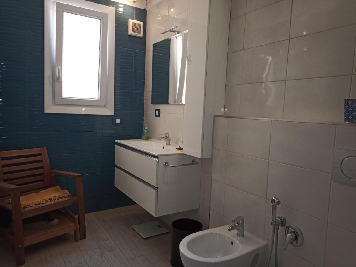 Grand F2 60Mq Centre Antibes, Proche Plages, Commerces, 2 Balcons, Parking, Train, Bus, Deco Vintage, Pet Friendly, Ideal Famille Ou 1-2 Couples 외부 사진