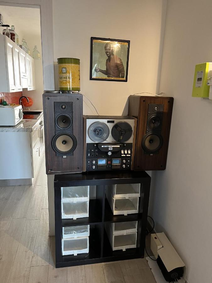 Grand F2 60Mq Centre Antibes, Proche Plages, Commerces, 2 Balcons, Parking, Train, Bus, Deco Vintage, Pet Friendly, Ideal Famille Ou 1-2 Couples 외부 사진