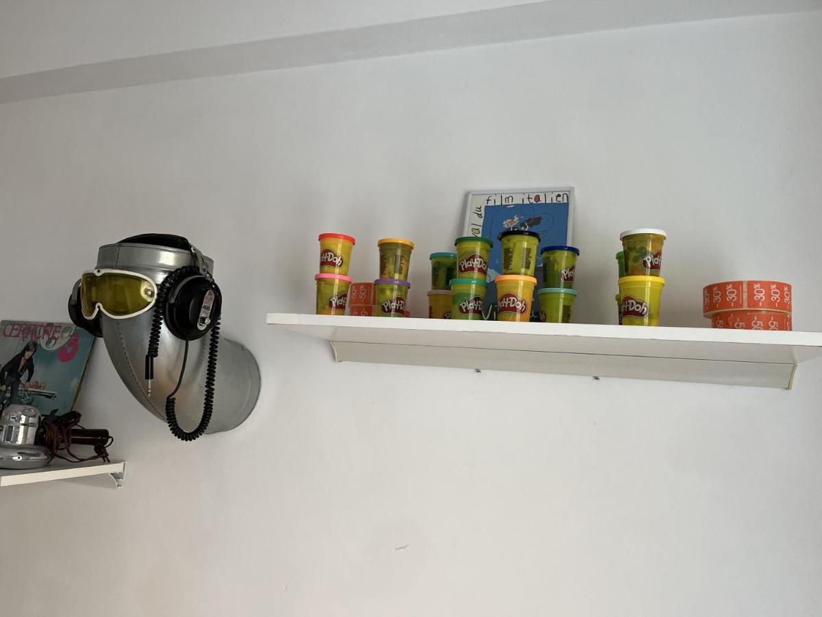 Grand F2 60Mq Centre Antibes, Proche Plages, Commerces, 2 Balcons, Parking, Train, Bus, Deco Vintage, Pet Friendly, Ideal Famille Ou 1-2 Couples 외부 사진