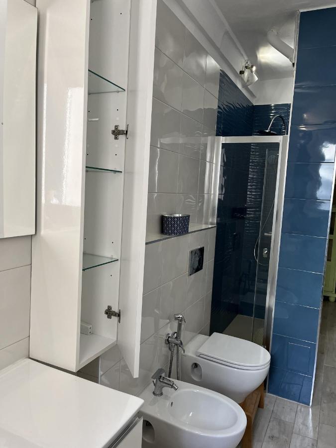 Grand F2 60Mq Centre Antibes, Proche Plages, Commerces, 2 Balcons, Parking, Train, Bus, Deco Vintage, Pet Friendly, Ideal Famille Ou 1-2 Couples 외부 사진