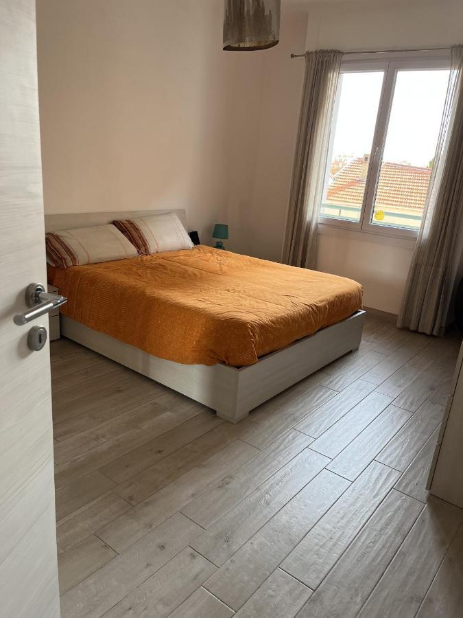 Grand F2 60Mq Centre Antibes, Proche Plages, Commerces, 2 Balcons, Parking, Train, Bus, Deco Vintage, Pet Friendly, Ideal Famille Ou 1-2 Couples 외부 사진